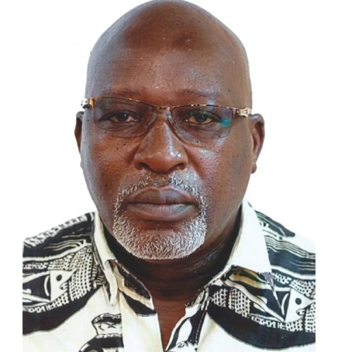 DR.C.Orenge Oburu (B.V.M,Msc,Ph.D.).
